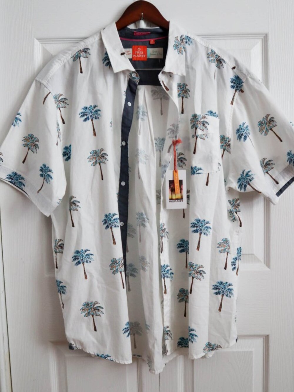 Free Planet Vacay Spirit Hawaiian Button Down Shirt Palm Tree Print Sz 3x Beach